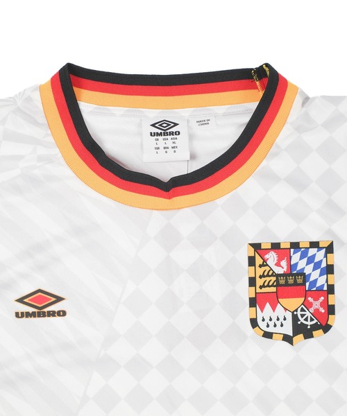 UMBRO(アンブロ)の「【T21】【umbro/アンブロ】2024 GERMANY ICONIC GRAPHIC JERSEY ドイツ アイコニック グラフィック ジャージ UUM166568U(Tシャツ/カットソー・メンズ・ホワイト・X-LARGE/LARGE/MEDIUM)」の3枚目の写真