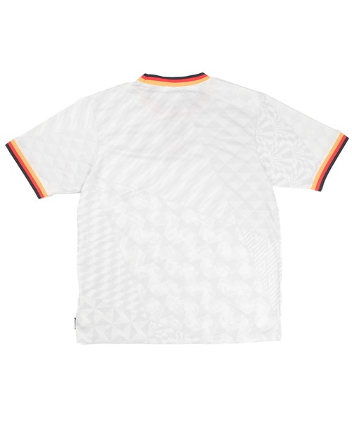 UMBRO(アンブロ)の「【T21】【umbro/アンブロ】2024 GERMANY ICONIC GRAPHIC JERSEY ドイツ アイコニック グラフィック ジャージ UUM166568U(Tシャツ/カットソー・メンズ・ホワイト・X-LARGE/LARGE/MEDIUM)」の9枚目の写真