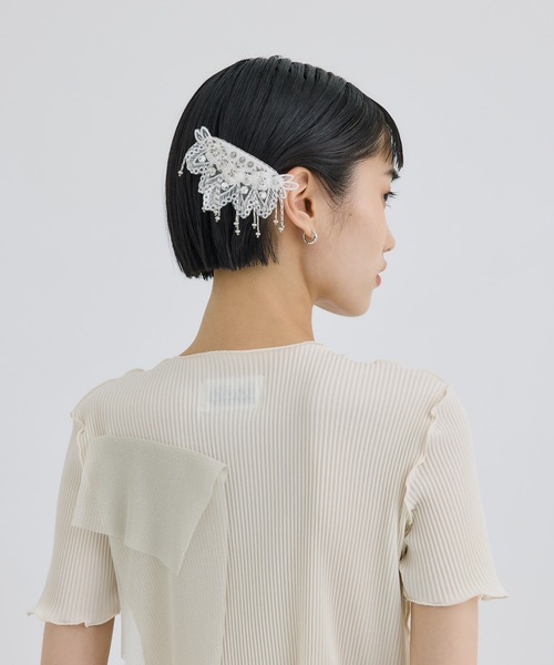 tanakadaisuke(タナカダイスケ)の「【tanakadaisuke/タナカダイスケ】Snow bijou barrette right(バレッタ/ヘアクリップ・レディース・ホワイト・FREE)」の13枚目の写真