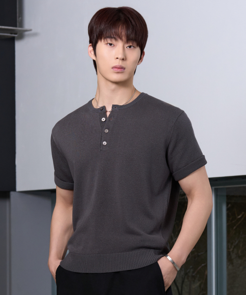 HYOJI（ヒョージ）の「26 SS ウォッシャブルリネンヘンリーネッククロップニット（6カラー）（ニット/セーター・メンズ・ブラック/ネイビー/グレー/レッド/クリーム/チャコール・M/L/XL/S）」の10枚目の写真