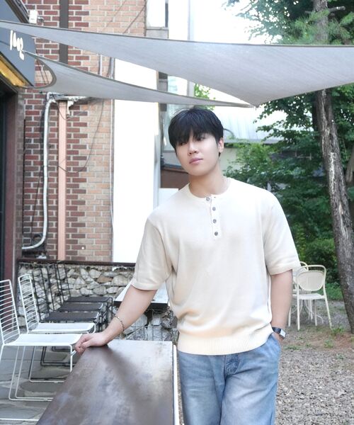 HYOJI（ヒョージ）の「26 SS ウォッシャブルリネンヘンリーネッククロップニット（6カラー）（ニット/セーター・メンズ・ブラック/ネイビー/グレー/レッド/クリーム/チャコール・M/L/XL/S）」の13枚目の写真