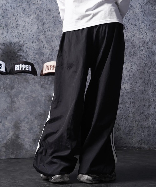 1111clothing（ワンフォークロージング）の「サイドライン バギートラックパンツ / Side Line Baggy Track Pants（その他パンツ・メンズ・グレー/ブラック・FREE）」の14枚目の写真