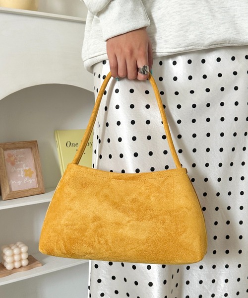 wears(ウェアーズ)の「スクエアショルダーバッグ(ショルダーバッグ・レディース・ホワイト系その他/イエロー/ブラウン/ブラック/ベージュ/ブラック系その他/グリーン・FREE)」の7枚目の写真