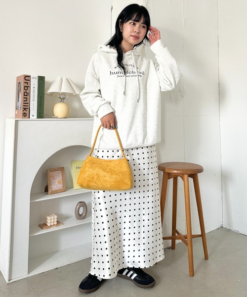 wears(ウェアーズ)の「スクエアショルダーバッグ(ショルダーバッグ・レディース・ホワイト系その他/イエロー/ブラウン/ブラック/ベージュ/ブラック系その他/グリーン・FREE)」の15枚目の写真