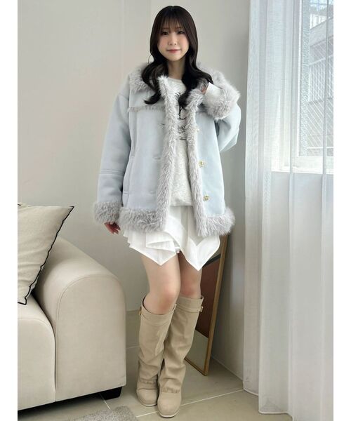 dazzlin(ダズリン)の「2WAYスタンドムートンジャケット(ムートンコート・レディース・アイボリー/ブルー/ブラウン・FREE)」の6枚目の写真