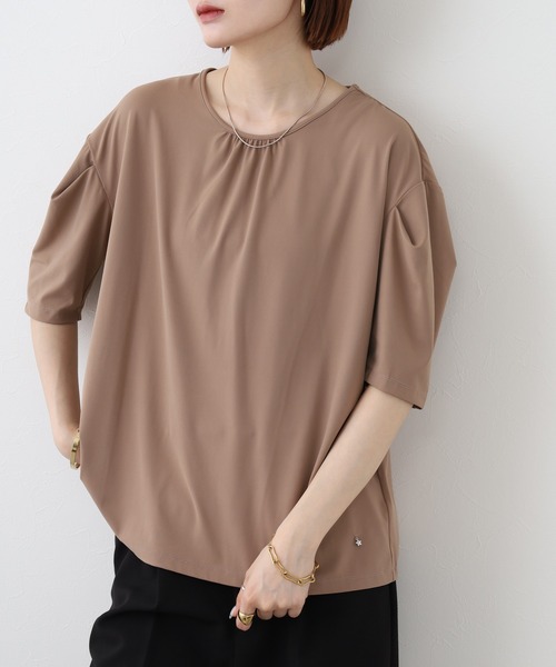 LUCA（ルカ）の「ラウンドネックカットプルオーバー 半端袖（Tシャツ/カットソー・レディース・ベージュ/サックスブルー/アイボリー/ブラック・FREE）」の18枚目の写真