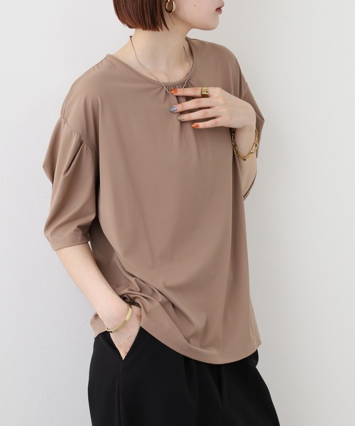 LUCA（ルカ）の「ラウンドネックカットプルオーバー 半端袖（Tシャツ/カットソー・レディース・ベージュ/サックスブルー/アイボリー/ブラック・FREE）」の20枚目の写真