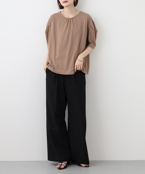 LUCA（ルカ）の「ラウンドネックカットプルオーバー 半端袖（Tシャツ/カットソー・レディース・ベージュ/サックスブルー/アイボリー/ブラック・FREE）」の22枚目の写真