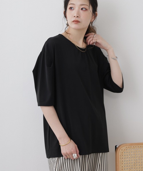 LUCA（ルカ）の「ラウンドネックカットプルオーバー 半端袖（Tシャツ/カットソー・レディース・ベージュ/サックスブルー/アイボリー/ブラック・FREE）」の15枚目の写真