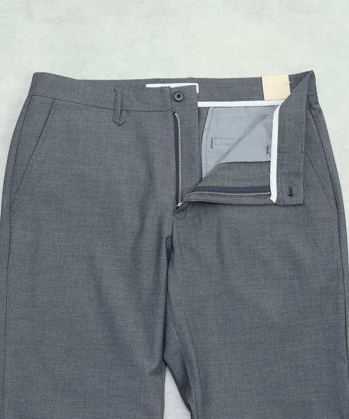 MEN'S MELROSE（メンズメルローズ）の「ハイファンクションツイルトラウザーズ | 4WAYストレッチ / 防シワ / ウォッシャブル（スラックス・メンズ・ブラック/ベージュ/ネイビー・2/4/3/5）」の10枚目の写真