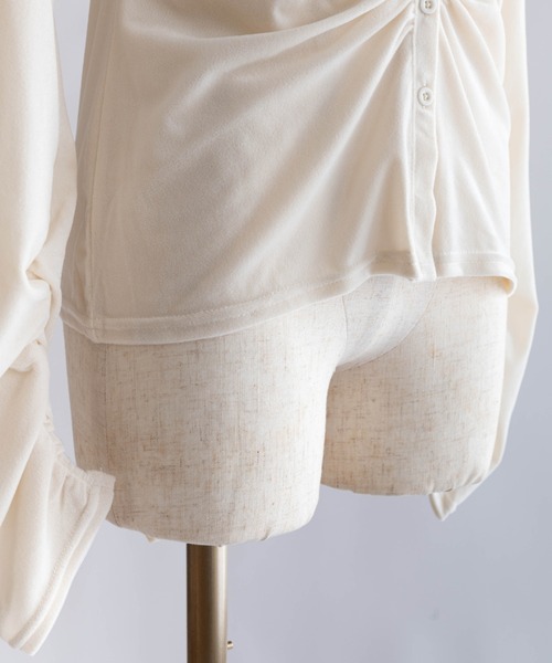 EN NEUME(エンノイム)の「Sheer Velour Draped Cardigan(カーディガン/ボレロ・レディース・アイボリー/ブラウン/ブラック・FREE)」の16枚目の写真