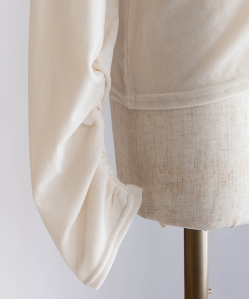 EN NEUME(エンノイム)の「Sheer Velour Draped Cardigan(カーディガン/ボレロ・レディース・アイボリー/ブラウン/ブラック・FREE)」の17枚目の写真