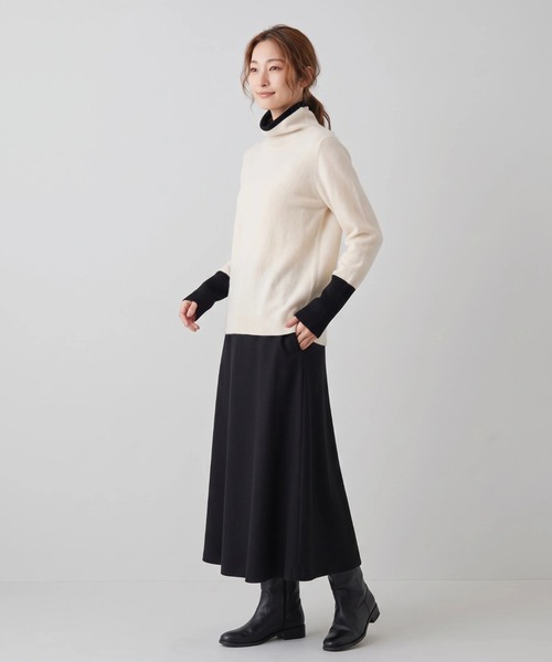 Nunc.(ヌンク)の「カシミヤ配色ボトルネックニット(ニット/セーター・レディース・ネイビー/オフホワイト/レッド・FREE)」の13枚目の写真