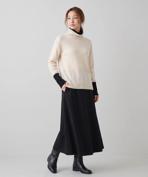 Nunc.(ヌンク)の「カシミヤ配色ボトルネックニット(ニット/セーター・レディース・ネイビー/オフホワイト/レッド・FREE)」の17枚目の写真