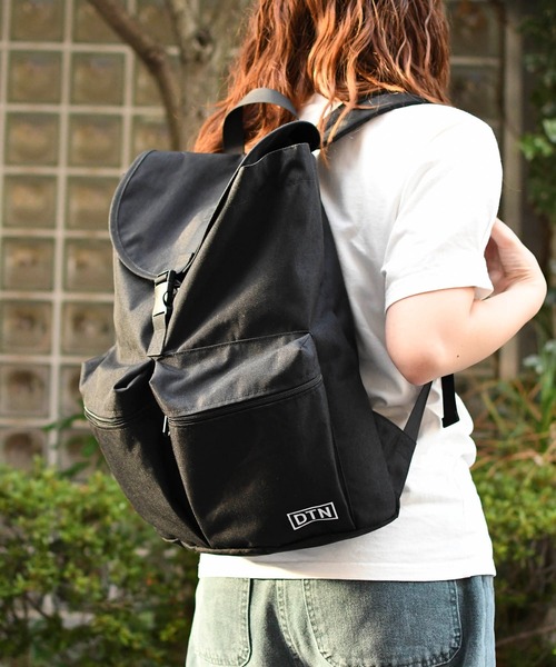 DULTON(ダルトン)の「DTN×FRUIT OF THE LOOM DAYPACK BLACK/リュック バックパック(バックパック/リュック・メンズ・ブラウン/ブラック・FREE)」の1枚目の写真