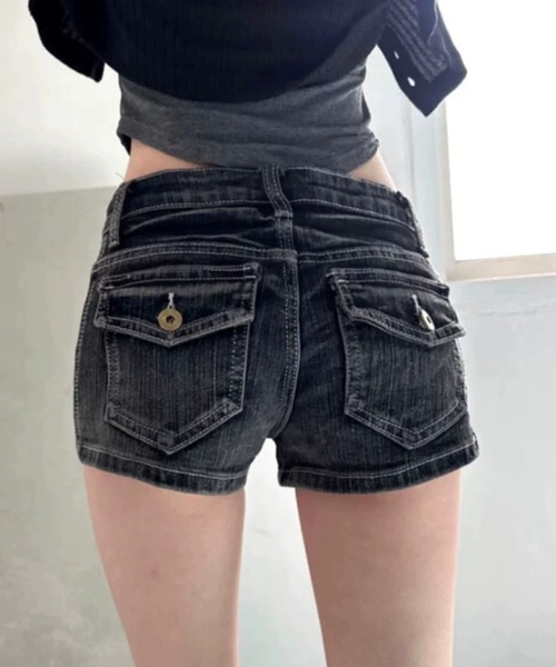 Vipoa(ヴィポア)の「Low rise denim shorts(デニムパンツ・レディース・ブラック系その他・MEDIUM/SMALL)」の10枚目の写真