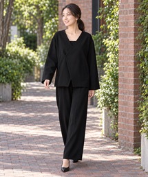 prendre la joie（プレンドレラジョア）の「ノーカラーパンツスーツ ブラックフォーマル ジェンダーレス（スーツセット）」
