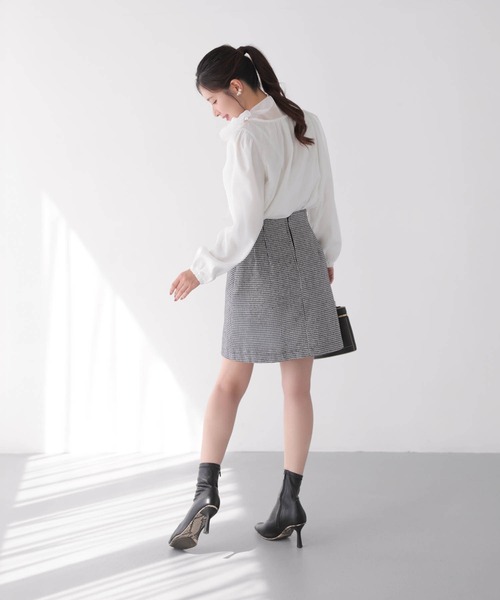 Mirenue(ミレニュー)の「ラップミニスコート(その他パンツ・レディース・チャコールグレー/ブラウン/ブラック・M/S)」の18枚目の写真