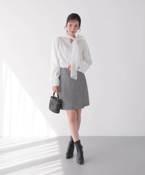 Mirenue(ミレニュー)の「ラップミニスコート(その他パンツ・レディース・チャコールグレー/ブラウン/ブラック・M/S)」の19枚目の写真