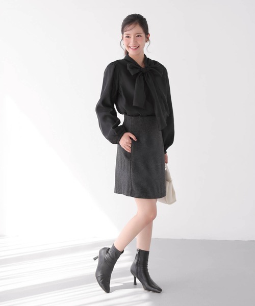 Mirenue(ミレニュー)の「ラップミニスコート(その他パンツ・レディース・チャコールグレー/ブラウン/ブラック・M/S)」の4枚目の写真