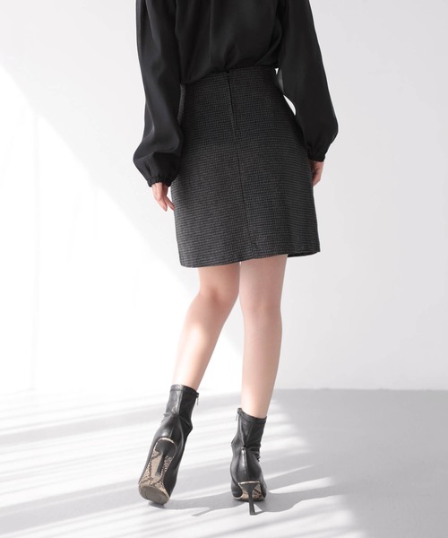Mirenue(ミレニュー)の「ラップミニスコート(その他パンツ・レディース・チャコールグレー/ブラウン/ブラック・M/S)」の6枚目の写真