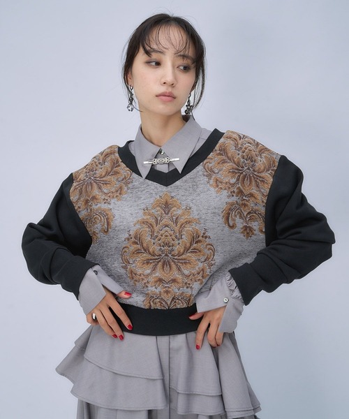 HARE(ハレ)の「ジャガードキリカエVネックスウェット(HARE)(スウェット・レディース・グリーン/ブルーグレー/ボルドー・FREE)」の22枚目の写真