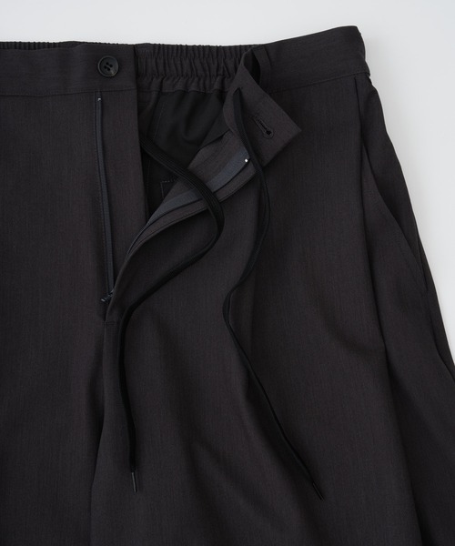 ADAM PATEK(アダムパテック)の「ADAMPATEK/woolblend still tuck wide pt/ワイドパンツ/AP2628003(スラックス・レディース・ブラック/ダークグレー・1/2)」の9枚目の写真