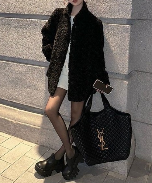 SHERU(シェル)の「プードルボア ミドル丈コート(ダッフルコート・レディース・ブラック・M)」の3枚目の写真