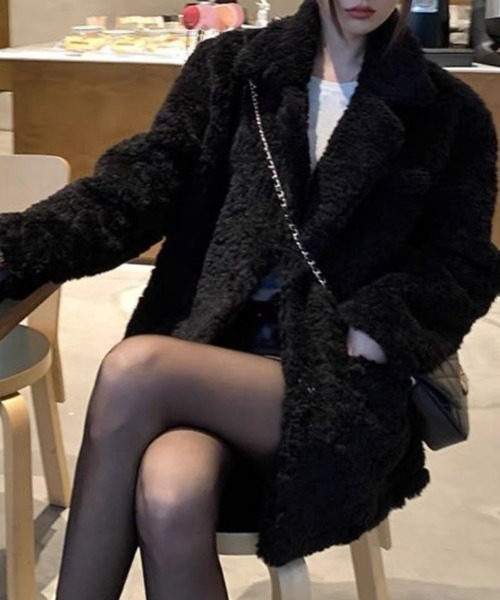 SHERU(シェル)の「プードルボア ミドル丈コート(ダッフルコート・レディース・ブラック・M)」の6枚目の写真