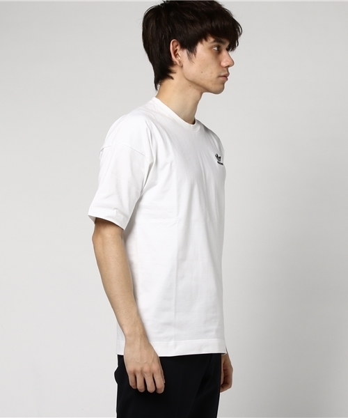 adidas（アディダス）の「オリジナルス Tシャツ[ST TEE]（Tシャツ/カットソー・メンズ・ブラック/ホワイト・XX-LARGE/MEDIUM/LARGE/X-LARGE/X-SMALL/SMALL）」の3枚目の写真