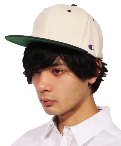 ８(eight)（エイト）の「CHAMPION ロゴ ベースボールキャップ 帽子（キャップ・メンズ・レッド/グレー/ホワイト/ホワイト×ブラック/グレー系その他/ブラック/ネイビー/ブラック×グレー・FREE）」の9枚目の写真