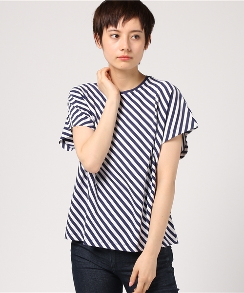 斜めストライプの服