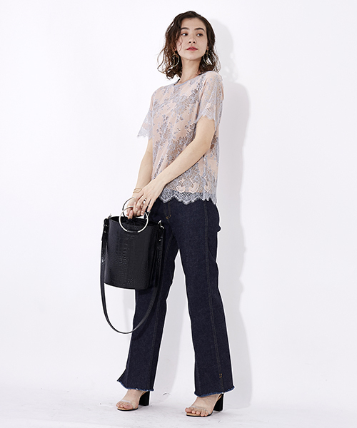 UNITED TOKYO（ユナイテッドトウキョウ）の「ワンウォッシュストレートデニム（デニムパンツ・レディース・ブルー・1/2）」の15枚目の写真