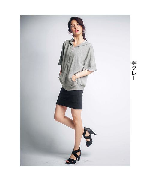 GeeRA(ジーラ)の「ガーゼ裏毛ドルマンパーカー(パーカー・レディース・カーキ/オフホワイト/杢グレー・MEDIUM/LARGE/SMALL)」の7枚目の写真