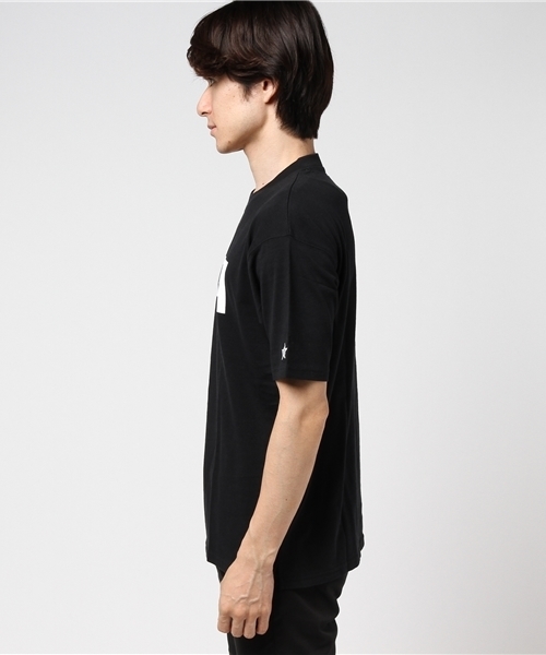 CONVERSE(コンバース)の「【CONVERSE】ALL STARプリントTシャツ(Tシャツ/カットソー・メンズ・ブラック/ホワイト/ホワイト系その他/ライトグレー/その他1/ブラック系その他・X-LARGE/LARGE/MEDIUM)」の7枚目の写真