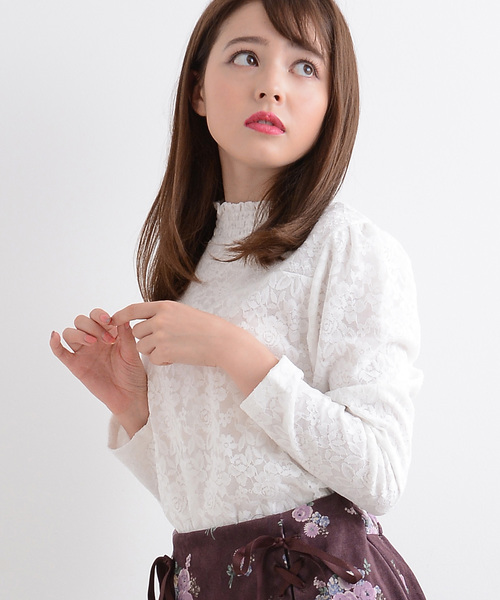 MAJESTIC LEGON(マジェスティックレゴン)の「シャーリングネックレースプルオーバー(Tシャツ/カットソー・レディース・ブラック/オフホワイト/アイボリー・SMALL/MEDIUM)」の2枚目の写真