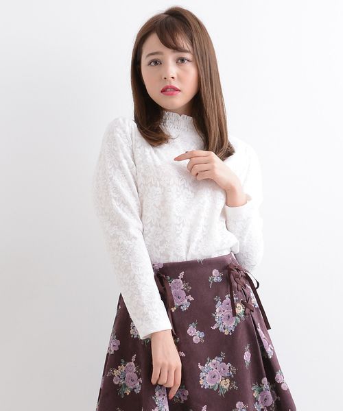 MAJESTIC LEGON(マジェスティックレゴン)の「シャーリングネックレースプルオーバー(Tシャツ/カットソー・レディース・ブラック/オフホワイト/アイボリー・SMALL/MEDIUM)」の6枚目の写真