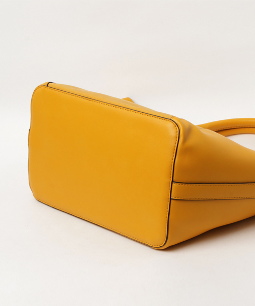 RIVE DROITE(リヴドロワ)の「異素材トート(ハンドバッグ・レディース・グリーン/マスタード/ベージュ・FREE)」の6枚目の写真