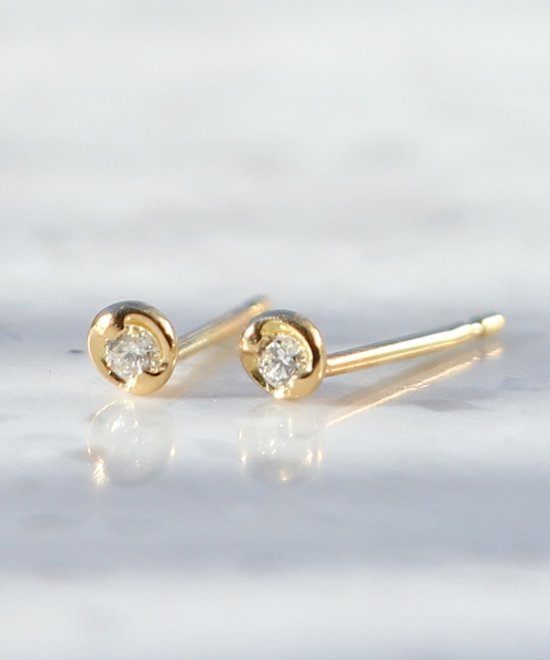 JUPITER(ジュピター)の「【K18】ベーシック一粒ダイヤモンドピアス/金属アレルギー対応<動画あり>(ピアス(両耳用)・レディース・ゴールド・FREE)」の18枚目の写真