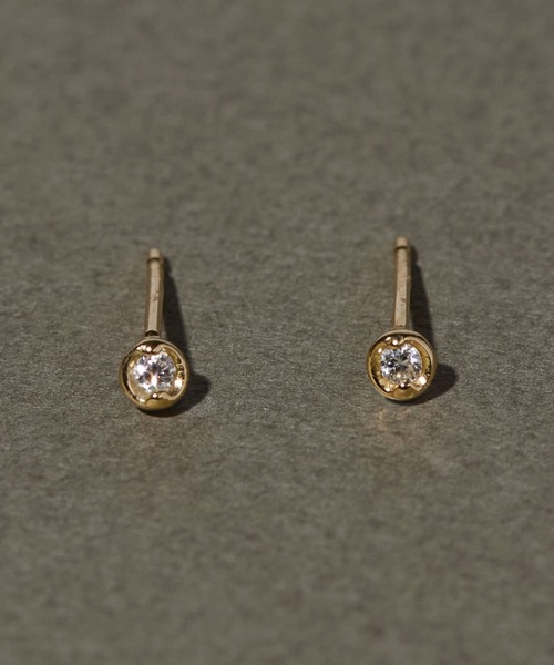 JUPITER(ジュピター)の「【K18】ベーシック一粒ダイヤモンドピアス/金属アレルギー対応<動画あり>(ピアス(両耳用)・レディース・ゴールド・FREE)」の21枚目の写真