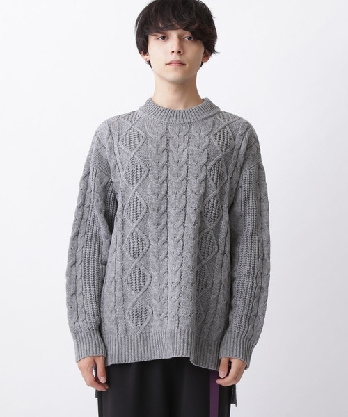 MONO-MART(モノマート)の「オーバーサイズフィッシャーマンケーブル編みモックネックニットセーター(ニット/セーター・メンズ・キャメル/ワイン/チャコール/テラコッタ/ブラック/ベージュ/ネイビー/アイボリー/カーキオリーブ/杢グレー/ブラウン/グリーン・FREE)」の21枚目の写真