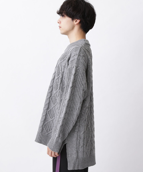 MONO-MART(モノマート)の「オーバーサイズフィッシャーマンケーブル編みモックネックニットセーター(ニット/セーター・メンズ・キャメル/ワイン/チャコール/テラコッタ/ブラック/ベージュ/ネイビー/アイボリー/カーキオリーブ/杢グレー/ブラウン/グリーン・FREE)」の22枚目の写真