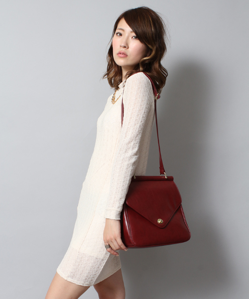 WEGO（ウィゴー）の「WEGO/バーショルダーバッグ（ショルダーバッグ・レディース・ブラック/ワイン・FREE）」の2枚目の写真