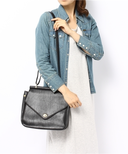 WEGO（ウィゴー）の「WEGO/バーショルダーバッグ（ショルダーバッグ・レディース・ブラック/ワイン・FREE）」の3枚目の写真