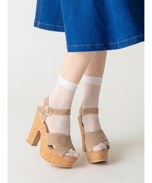 dazzlin（ダズリン）の「コルクヒールサンダル（サンダル・レディース・ブラック/レッド/ベージュ・SMALL/MEDIUM/LARGE）」の16枚目の写真