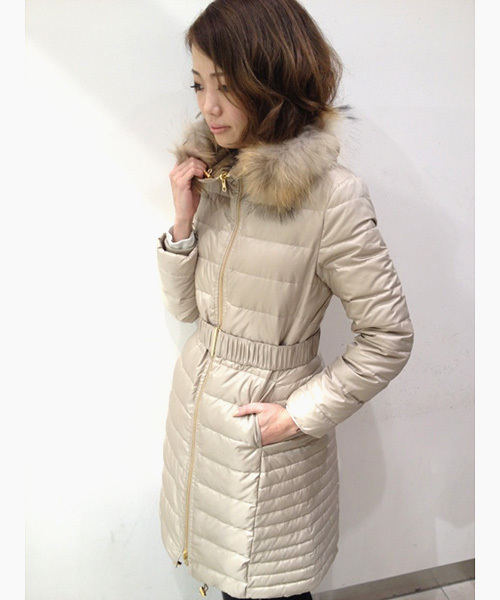 GALLARDAGALANTE（ガリャルダガランテ）の「リバーシブルダウン