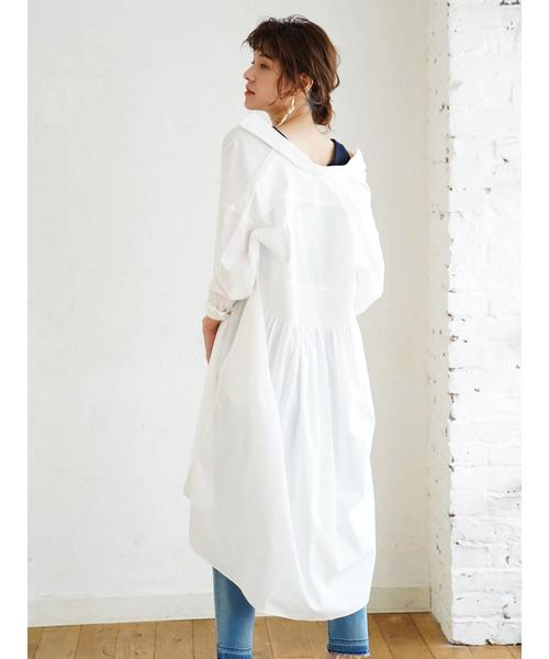 Editt by YECCA VECCA（エディットバイイェッカヴェッカ）の「・バックシャーリングシャツワンピース（ワンピース・レディース・ホワイト/ベージュ/カーキ・FREE）」の9枚目の写真