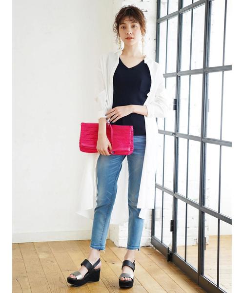 Editt by YECCA VECCA（エディットバイイェッカヴェッカ）の「・バックシャーリングシャツワンピース（ワンピース・レディース・ホワイト/ベージュ/カーキ・FREE）」の17枚目の写真