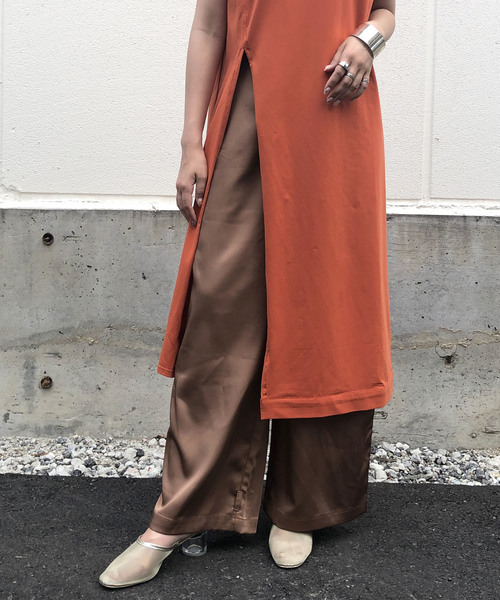 &g'aime（アンジェム）の「【&g'aime】ロングスリットTシャツ（Tシャツ/カットソー・レディース・ホワイト/ブラック/オレンジ・FREE）」の14枚目の写真