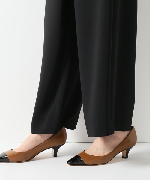 journal standard L'essage(ジャーナルスタンダードレサージュ)の「マットサテンフロントタックパンツ2(その他パンツ・レディース・ベージュ系その他/ブラック・36/38)」の21枚目の写真